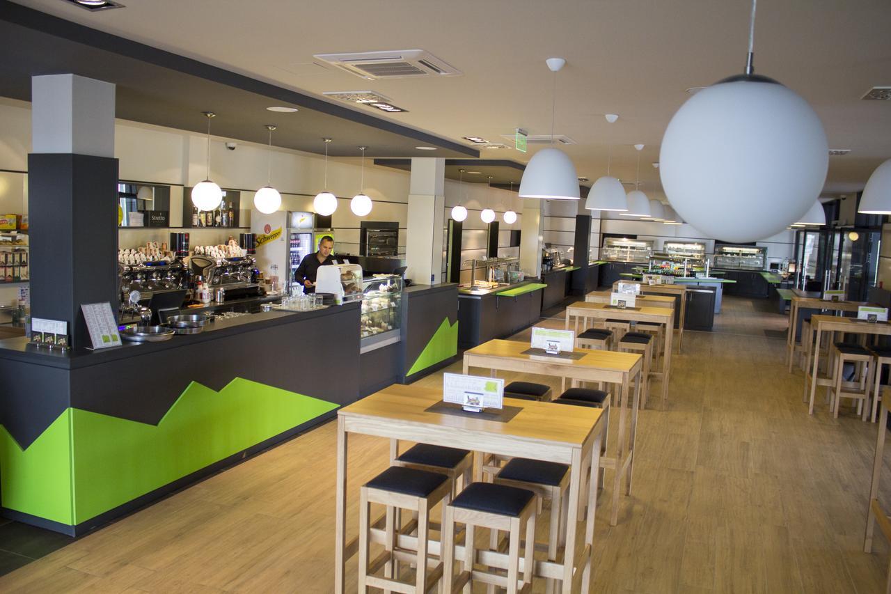 Hotel Lika Jug Brinje 外观 照片